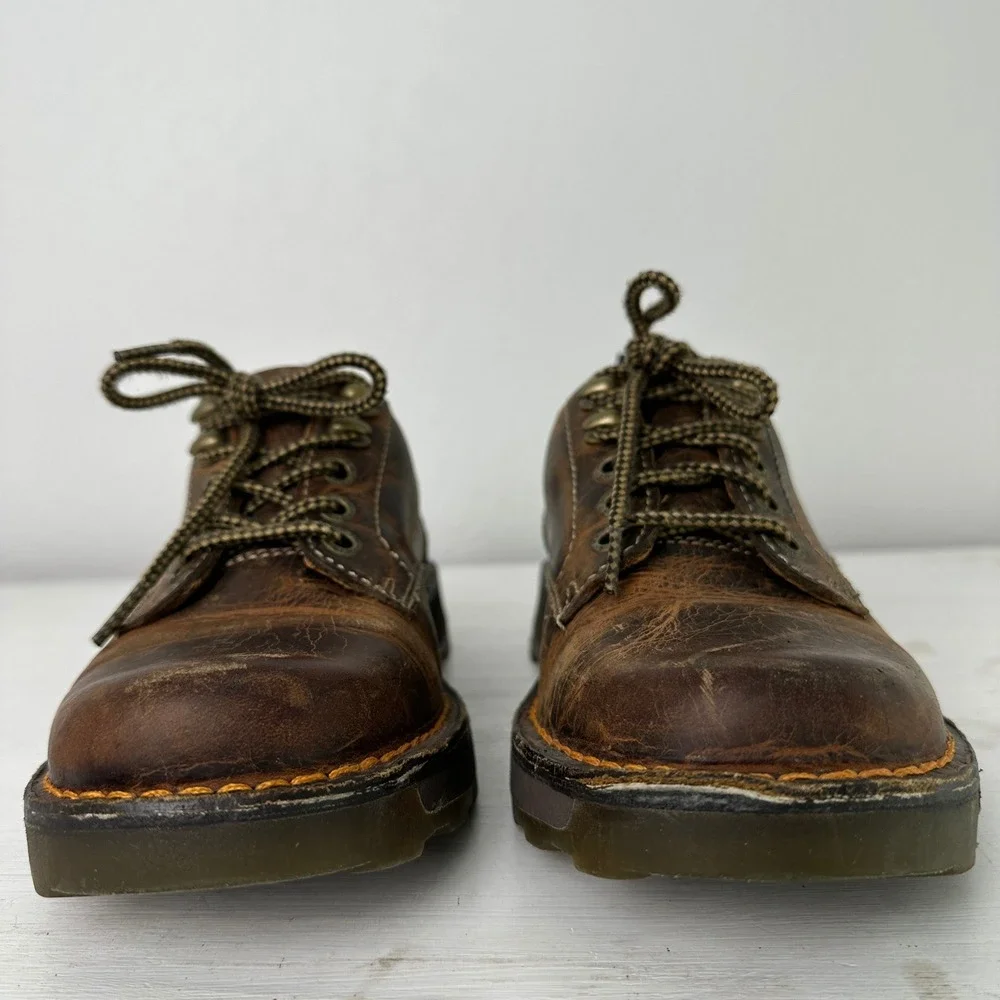 Dr. Martens Shoes Mens 8 Lachlan Brown Distressed Leather Oxford AW004